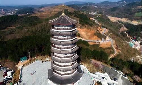 锦岩公园在哪个位置_锦石岩寺图片